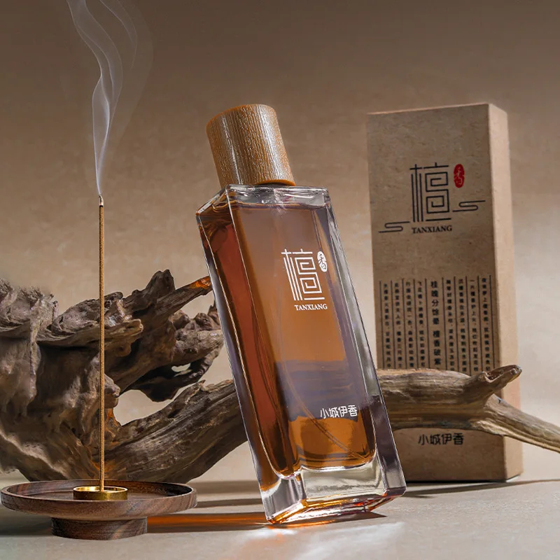 Eau de Toilette al Sandalo 50m - Perfume Fragrance Tous recensione e prezzo